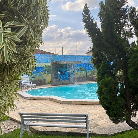 Confort Hotel ארפיראקה מראה חיצוני תמונה